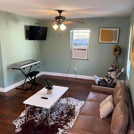 Апартаменты 2 Blocks From French Quarters Новый Орлеан Экстерьер фото